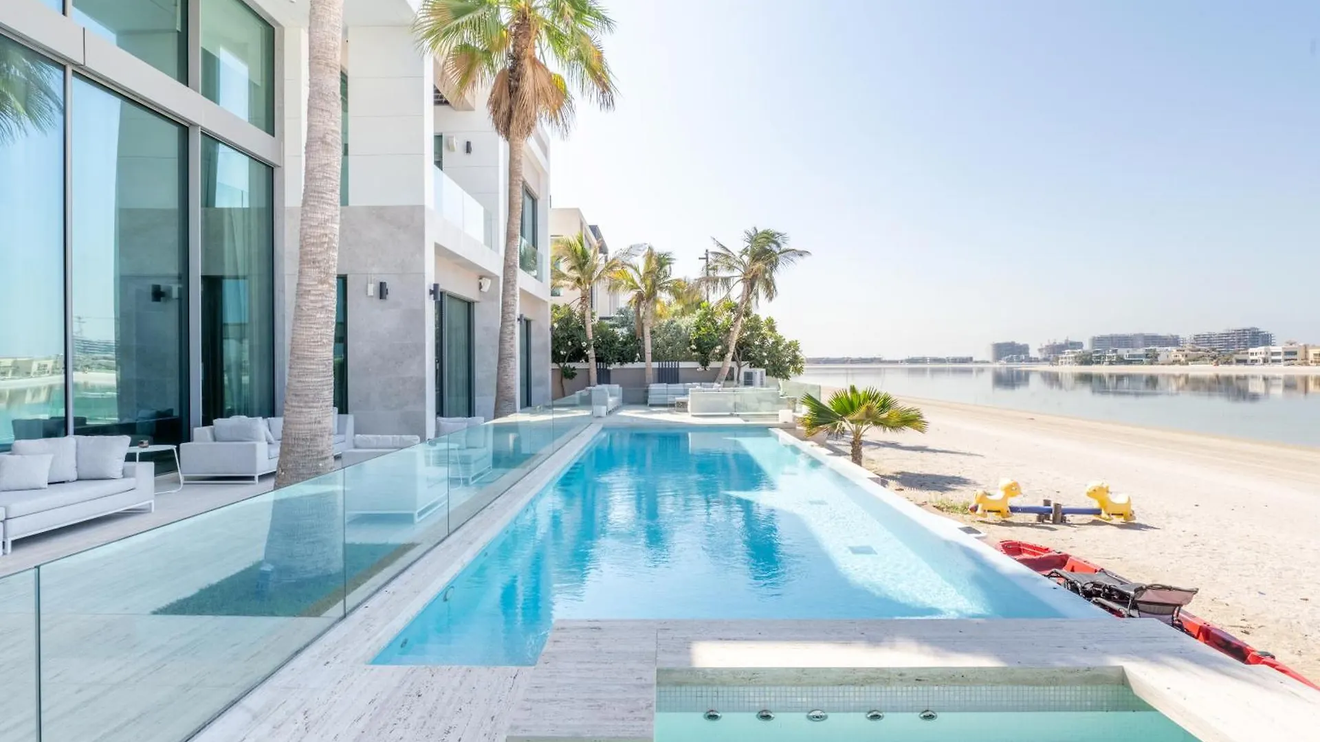 Ultra-Luxury 6Br Palm Villa - Private Pool & Beach Dubái