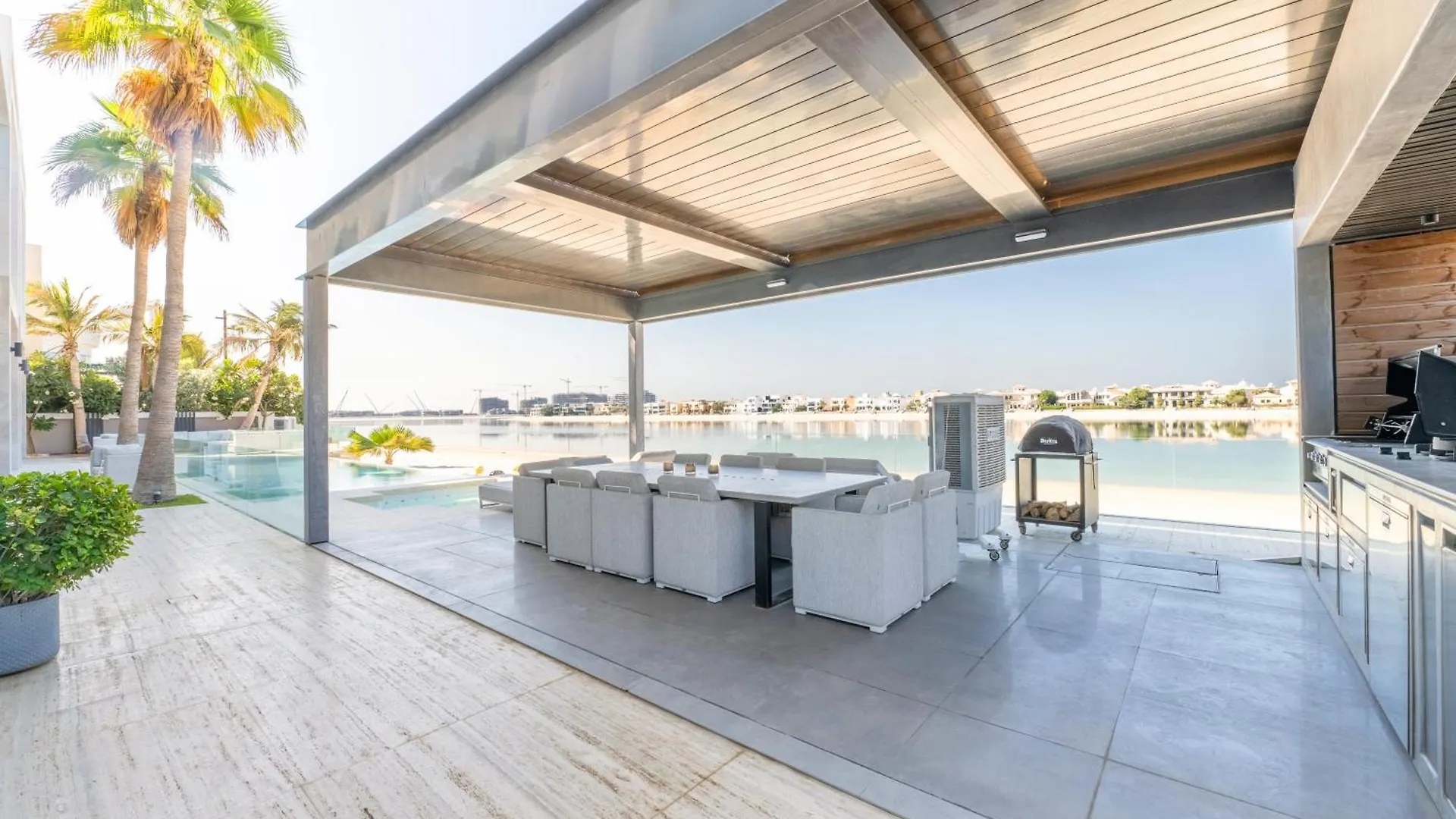 Ultra-Luxury 6Br Palm Villa - Private Pool & Beach Dubái