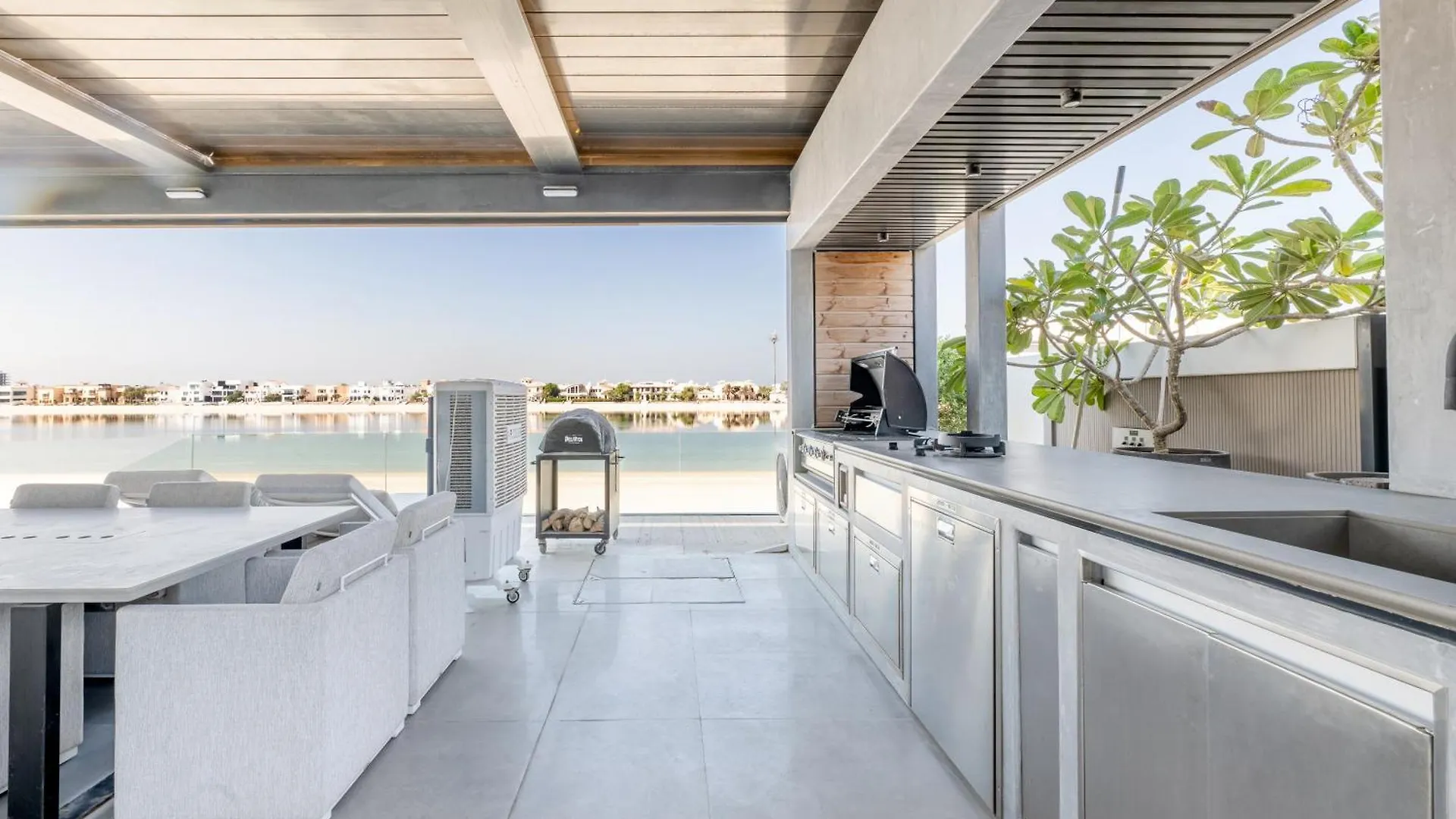 Ultra-Luxury 6Br Palm Villa - Private Pool & Beach Dubái Emiratos Árabes Unidos
