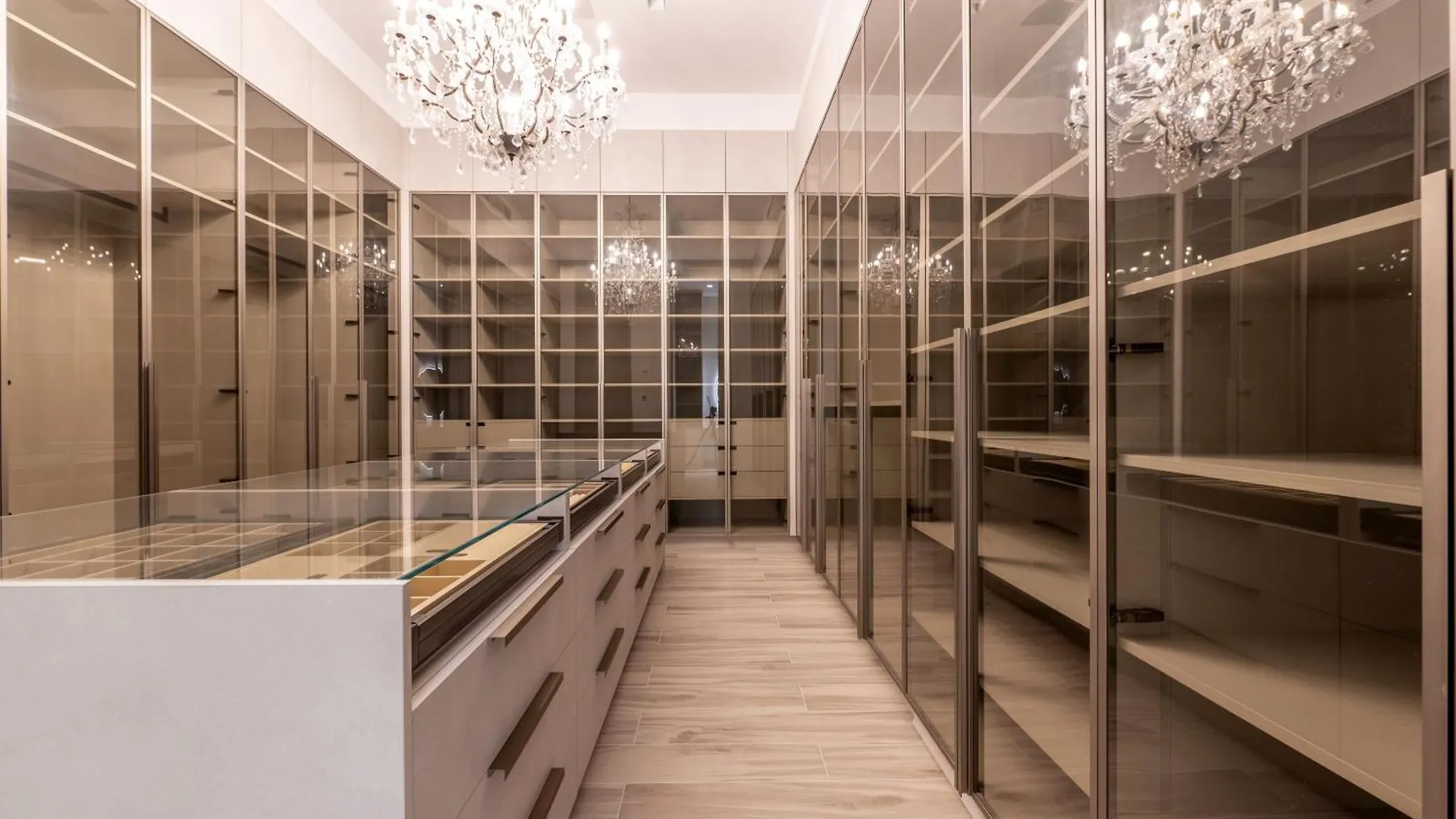 Ultra-Luxury 6Br Palm Villa - Private Pool & Beach Dubai