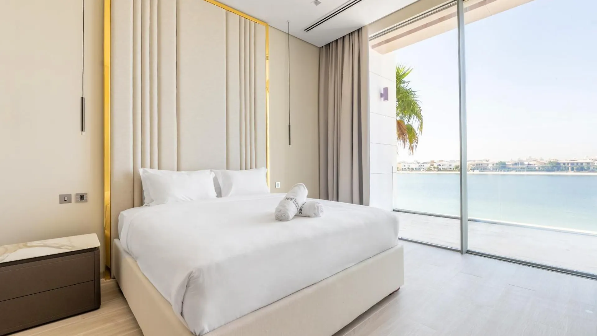 Ultra-Luxury 6Br Palm Villa - Private Pool & Beach Dubai