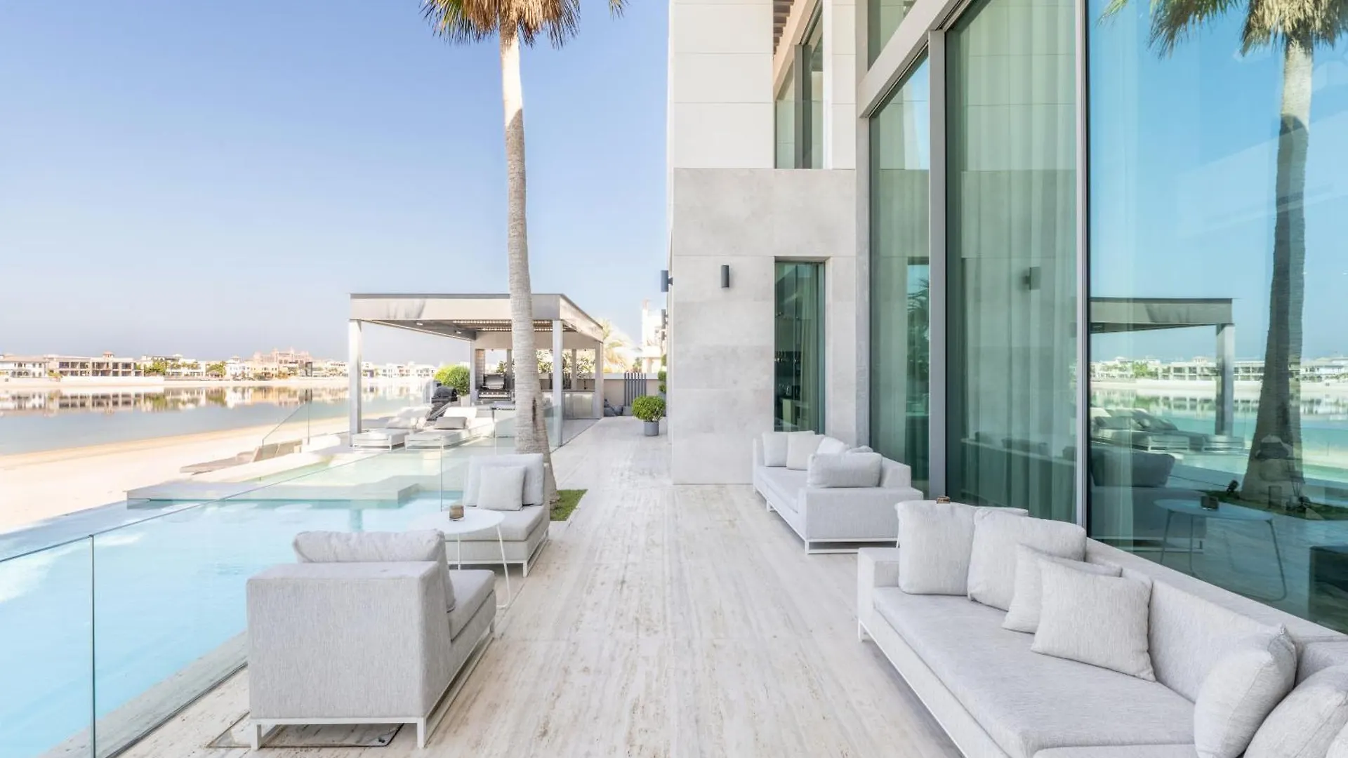 Ultra-Luxury 6Br Palm Villa - Private Pool & Beach Dubai
