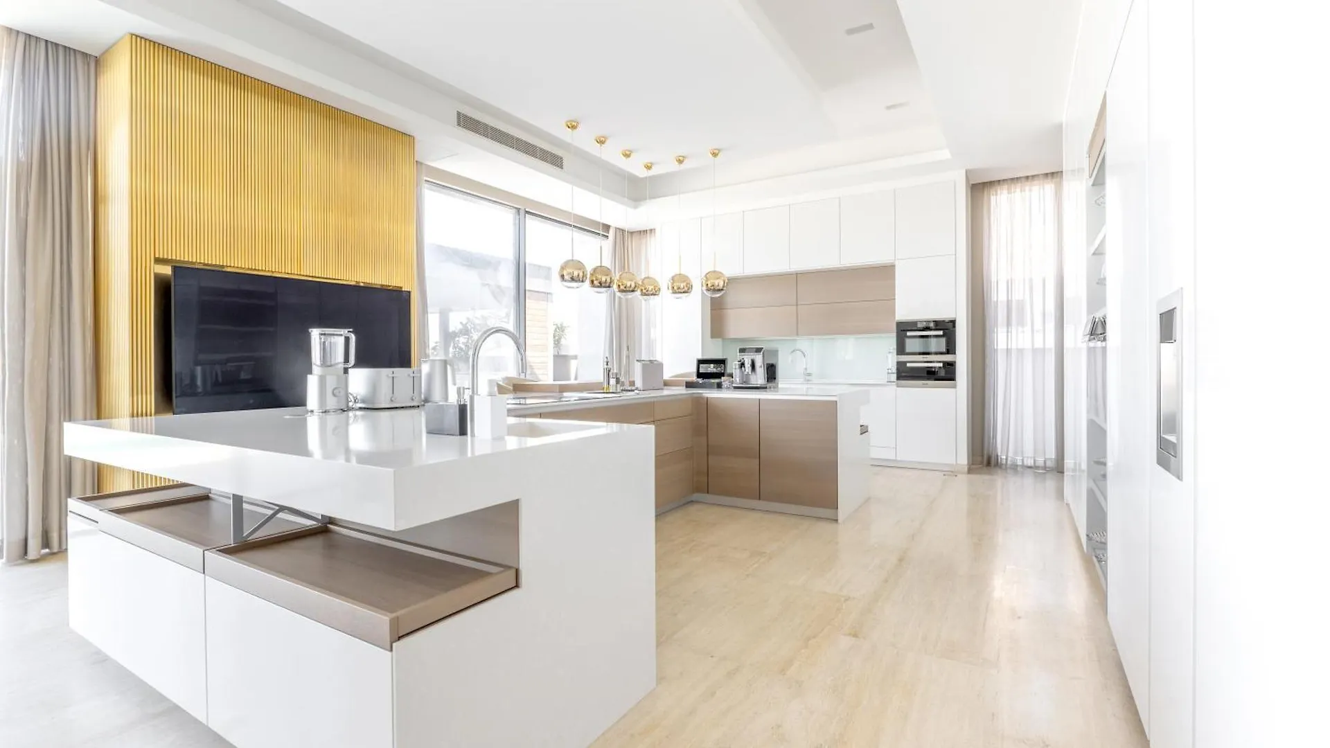 Ultra-Luxury 6Br Palm Villa - Private Pool & Beach Dubai 0*,