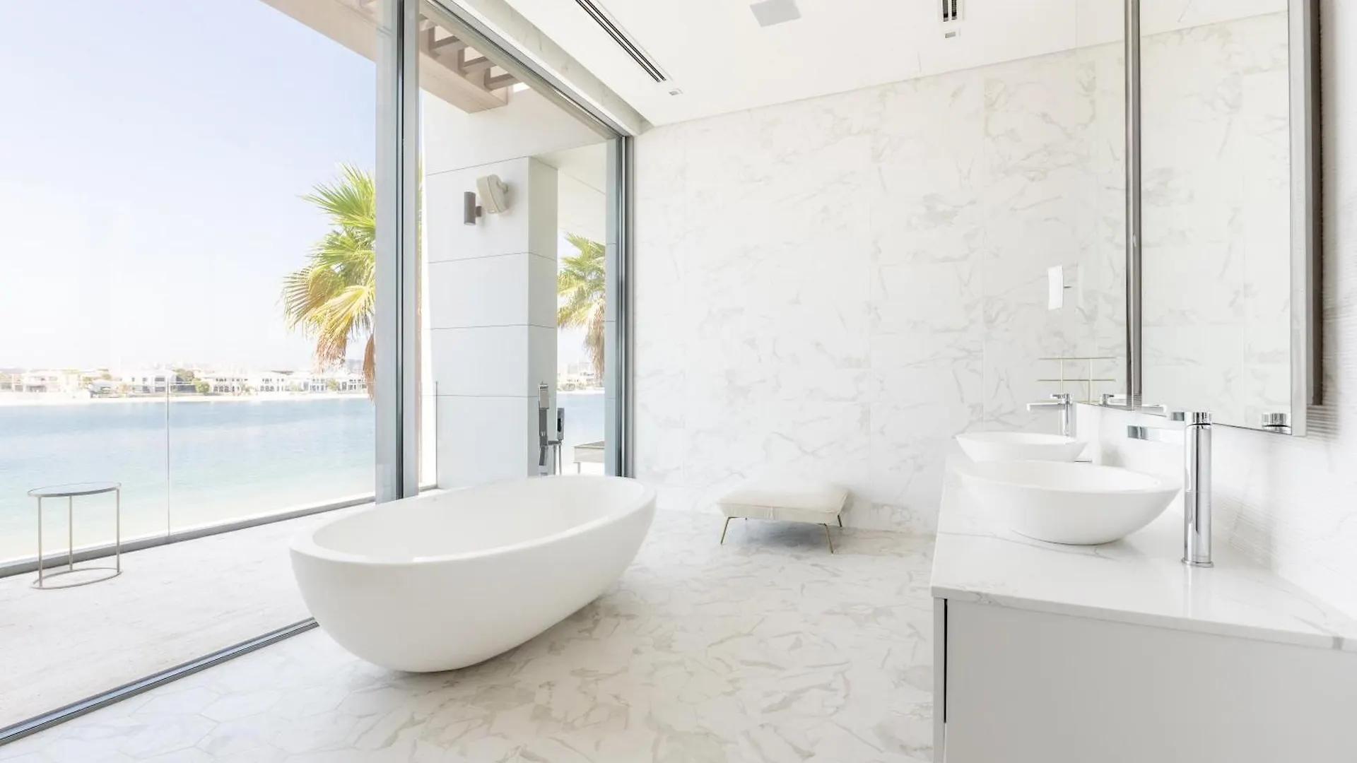 Ultra-Luxury 6Br Palm Villa - Private Pool & Beach Dubai