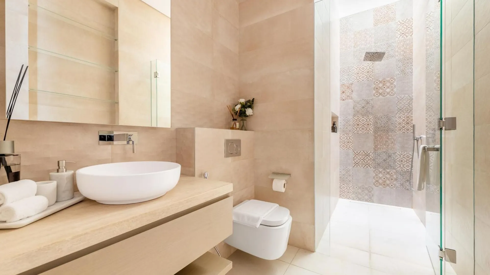 Ultra-Luxury 6Br Palm Villa - Private Pool & Beach Dubai